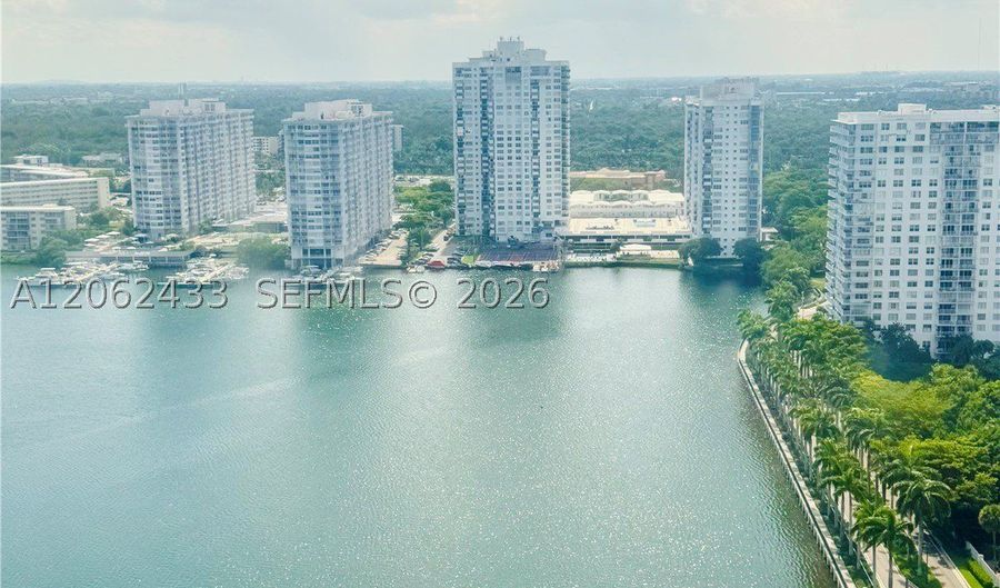 18181 NE 31st Ct Ph03, Aventura, FL 33160 - 2 Beds, 2 Bath