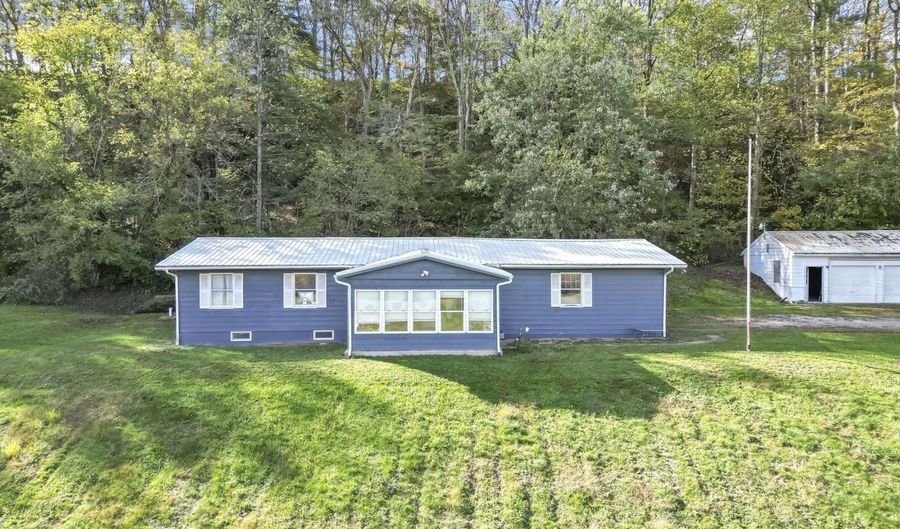 12819 Upper River Rd, Athens, OH 45701 - 3 Beds, 1 Bath