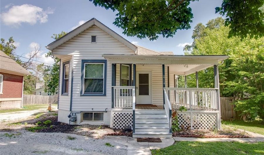 2714 Brown St, Alton, IL 62002 - 2 Beds, 1 Bath