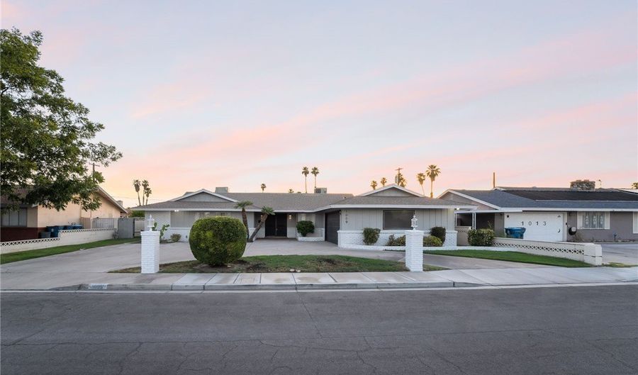 1009 Ironwood Dr, Las Vegas, NV 89108 - 5 Beds, 3 Bath