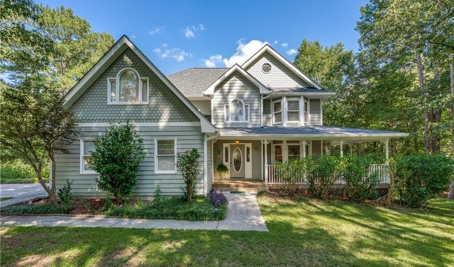 558 Auburn Rd, Auburn, GA 30011 - 3 Beds, 3 Bath
