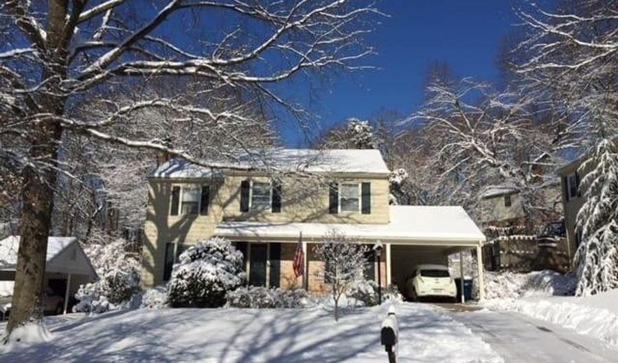 6902 STONEYBROOKE Ln, Alexandria, VA 22306 - 4 Beds, 3 Bath