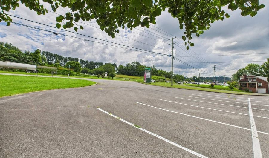 15610 Porterfield Hwy, Abingdon, VA 24210 - 0 Beds, 3 Bath