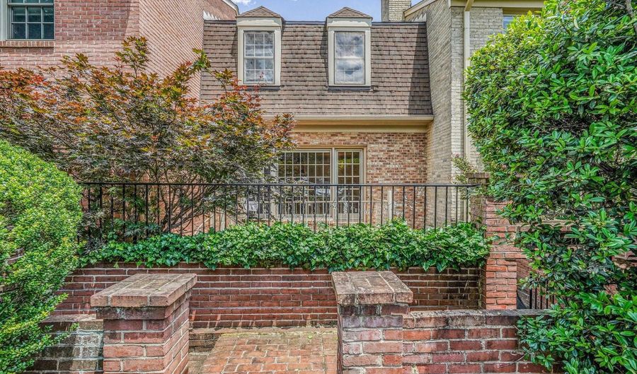 4922 WESTERN Ave D7, Bethesda, MD 20816 - 2 Beds, 4 Bath