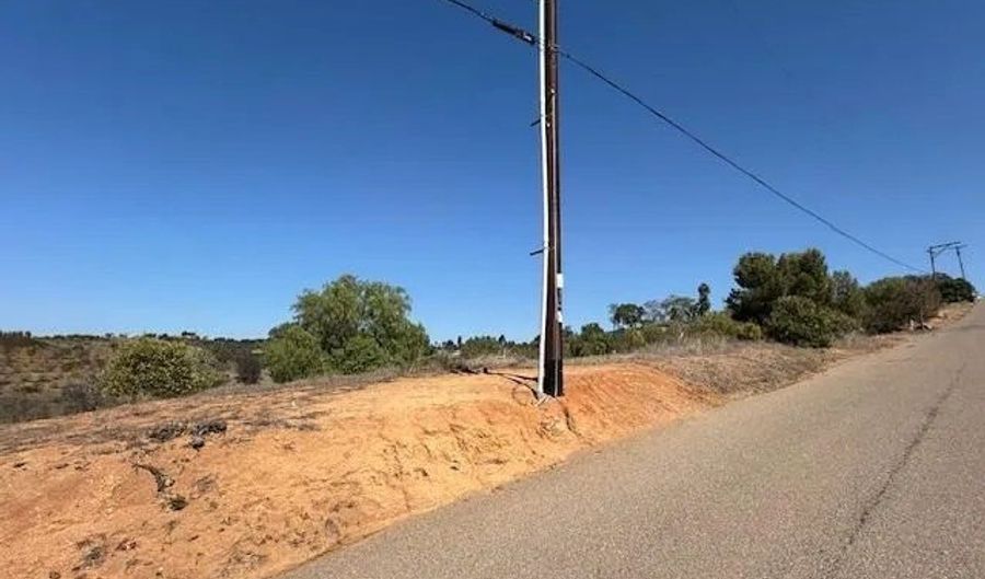 9562 Covey Ln, Escondido, CA 92026 - 0 Beds, 0 Bath