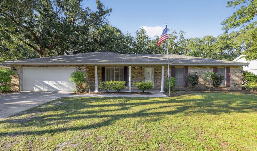 2560 Old Bay Rd, Biloxi, MS 39531 - 3 Beds, 2 Bath