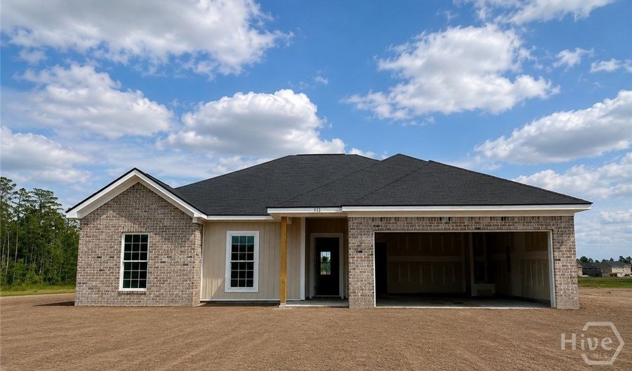 113 Laural Wood Rd SE, Allenhurst, GA 31301 - 4 Beds, 2 Bath