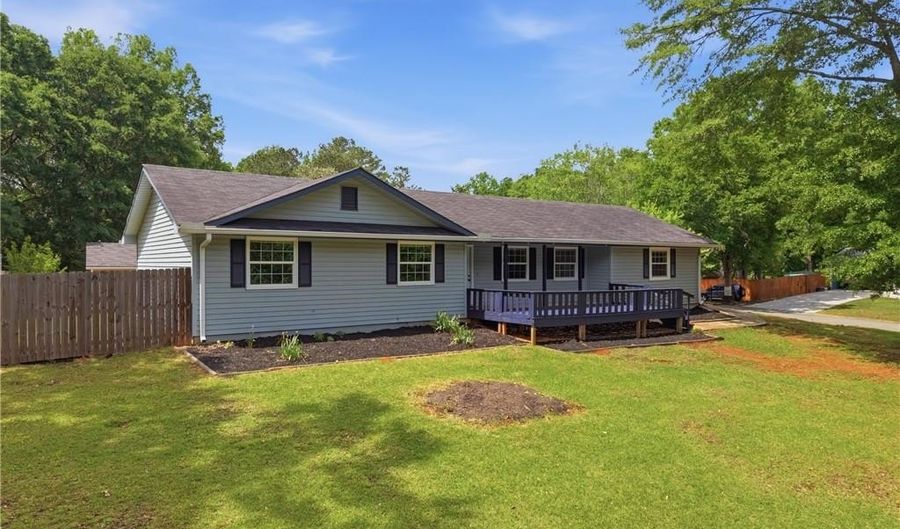 2396 Wales Dr, Austell, GA 30106 - 3 Beds, 2 Bath
