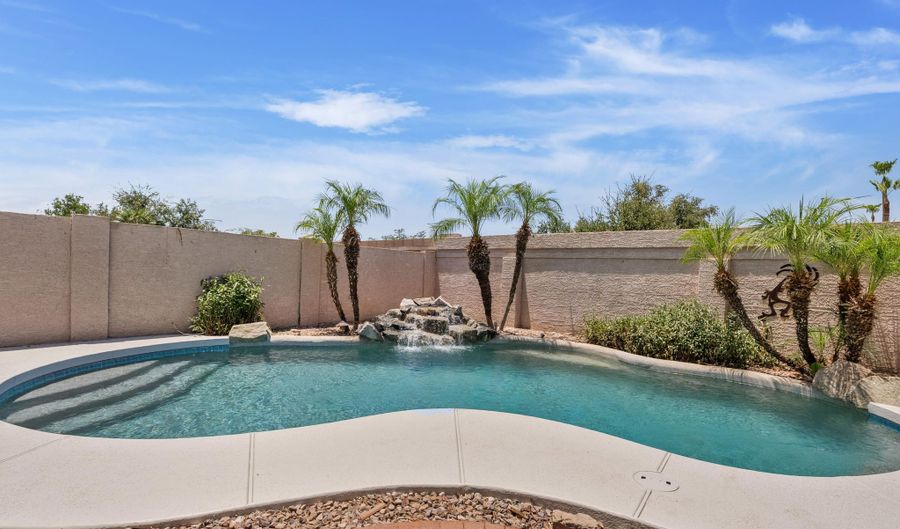 2912 N 114TH Dr, Avondale, AZ 85392 - 4 Beds, 2 Bath