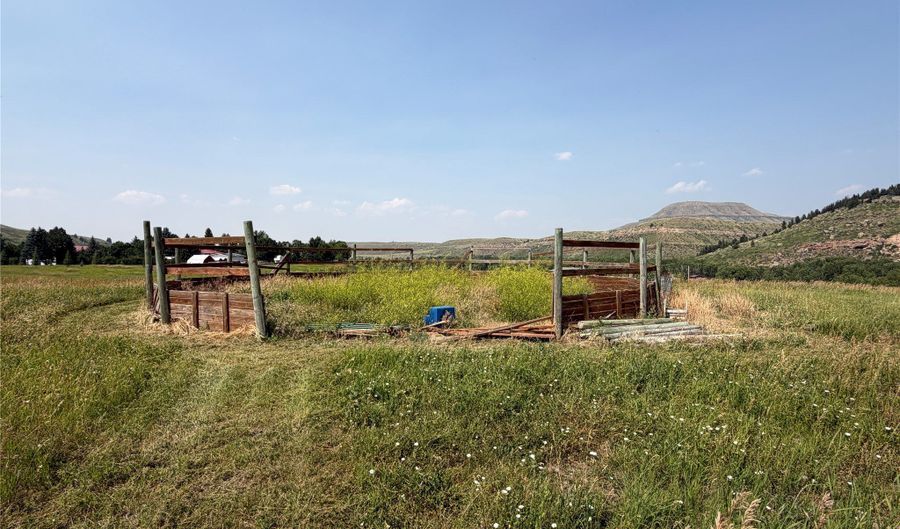 7167 Us Highway 89, Belt, MT 59412 - 7 Beds, 4 Bath