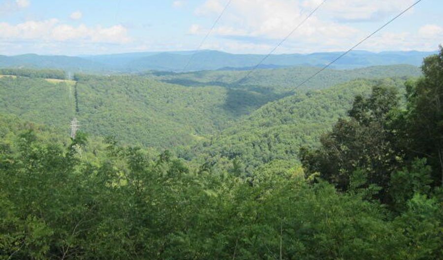 43 Sanctuary Ln, Alderson, WV 24910 - 3 Beds, 1 Bath