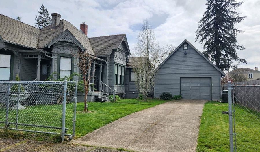 1620 1st Ave E, Albany, OR 97321 - 2 Beds, 1 Bath