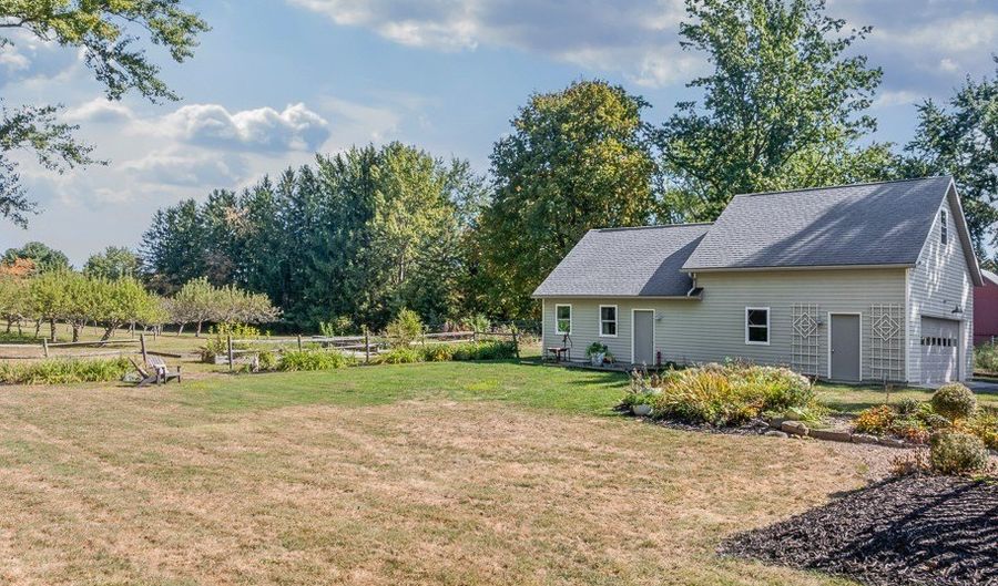 1325 W Beech St, Alliance, OH 44601 - 3 Beds, 1 Bath