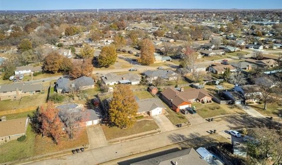 4812 Clearview Dr, Bartlesville, OK 74006 - 4 Beds, 3 Bath