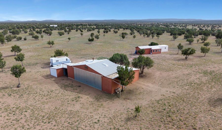 857 W Java Dr, Ash Fork, AZ 86320 - 1 Beds, 1 Bath