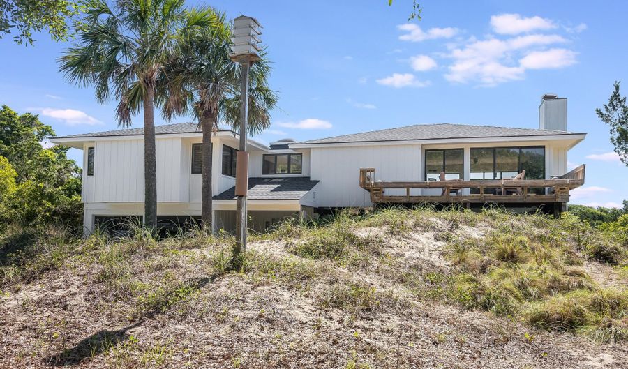 12 Royal Tern Ct, Bald Head Island, NC 28461 - 4 Beds, 3 Bath