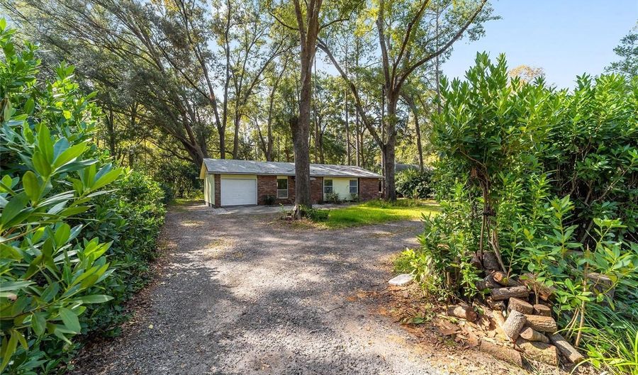 16305 NW 118TH Pl, Alachua, FL 32615 - 3 Beds, 2 Bath