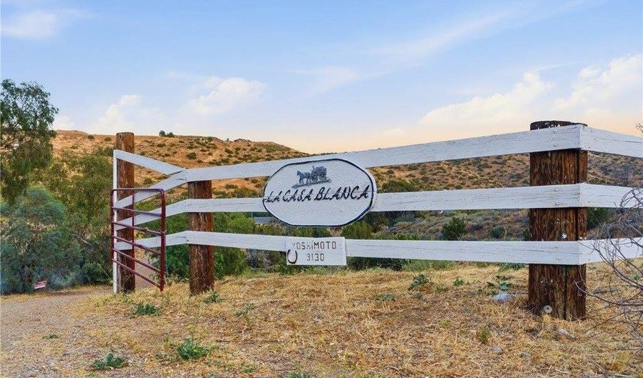 9130 Old Stage, Agua Dulce, CA 91390 - 3 Beds, 3 Bath