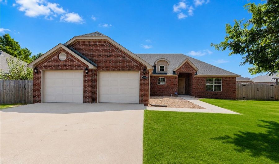 3003 SW Woodruff Ave, Bentonville, AR 72713 - 3 Beds, 2 Bath