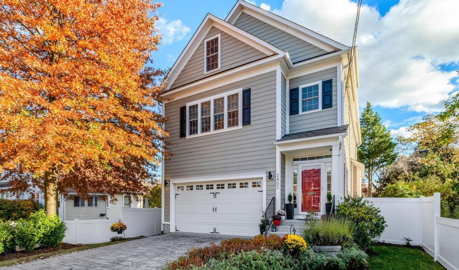 3402 8TH St S, Arlington, VA 22204 - 5 Beds, 5 Bath