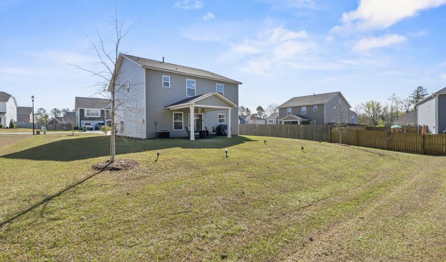 110 Ridge Circle Dr, Camden, SC 29020 - 5 Beds, 3 Bath