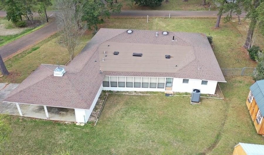405 Bay St, Brookhaven, MS 39601 - 4 Beds, 3 Bath