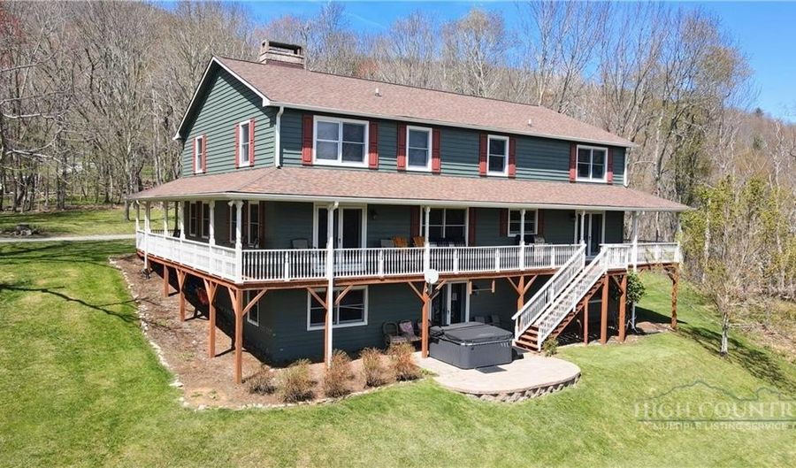 272 Stoneybrook Ln, Banner Elk, NC 28604 - 6 Beds, 5 Bath
