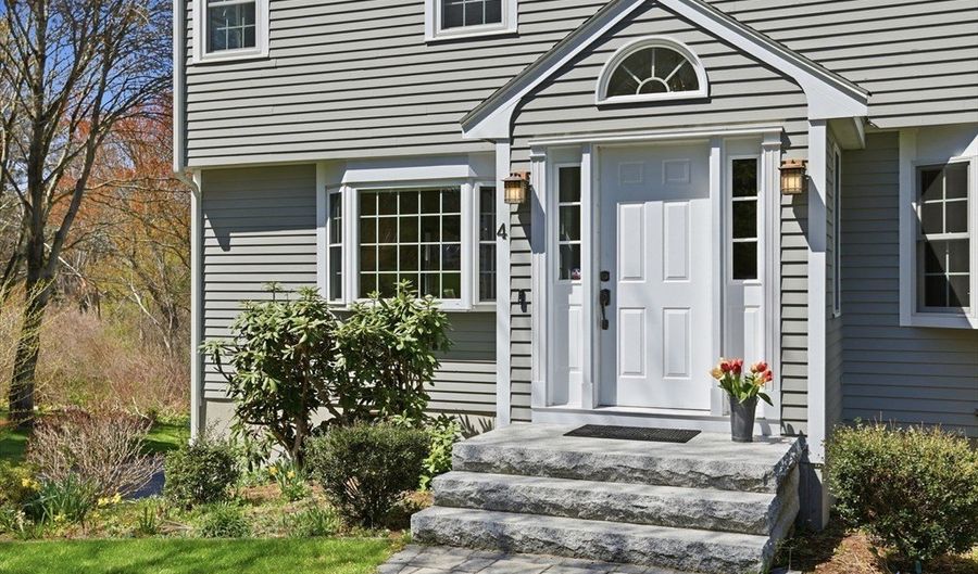 4 Meadowbrook Rd, Acton, MA 01720 - 4 Beds, 3 Bath