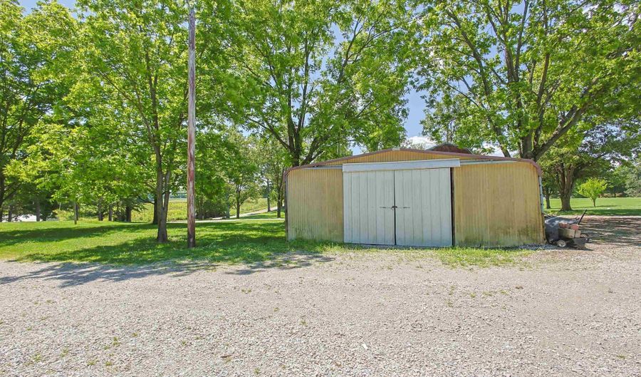735 SHARP Rd, Anna, IL 62906 - 3 Beds, 2 Bath
