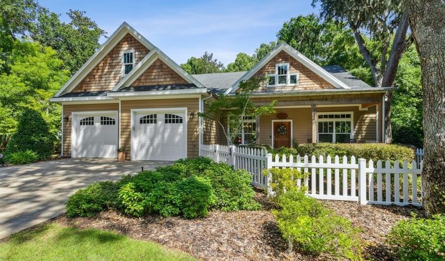 1275 GERBING Rd, Amelia Island, FL 32034 - 4 Beds, 3 Bath