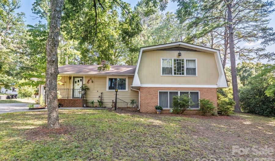 1659 Maple Ave, Albemarle, NC 28001 - 3 Beds, 2 Bath