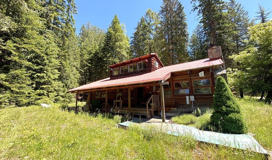 2216 Mosquito Creek Rd, Clark Fork, ID 83811 - 2 Beds, 1 Bath