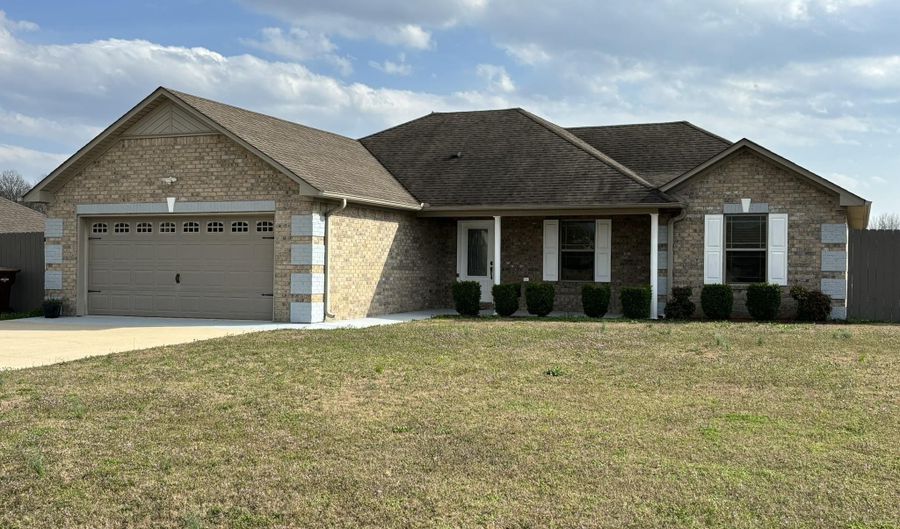 27846 Phillip Wagnon Dr, Athens, AL 35613 - 4 Beds, 2 Bath