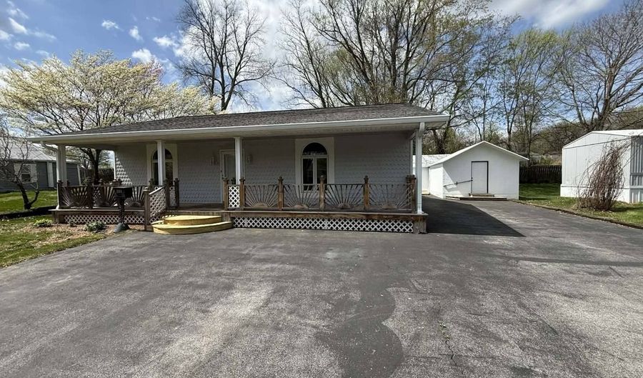 205 Tennessee Short Cut Rd, Albany, KY 42602 - 3 Beds, 3 Bath