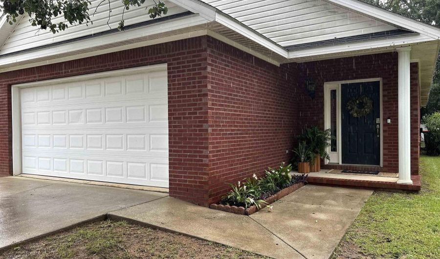 704 Jillian Pl, Bay Minette, AL 36507 - 3 Beds, 2 Bath