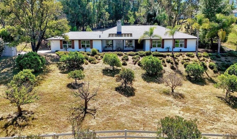 2830 Green Canyon Rd, Fallbrook, CA 92028 - 3 Beds, 3 Bath