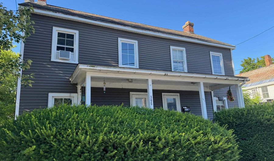 303-305 Gage St, Bennington, VT 05201 - 6 Beds, 2 Bath