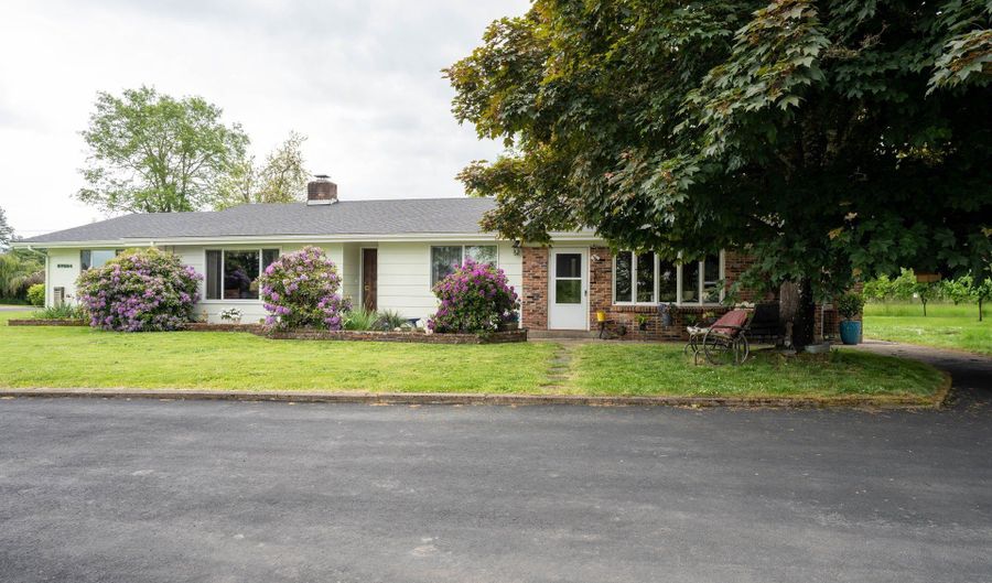 87554 MILLER Rd, Veneta, OR 97487 - 3 Beds, 2 Bath
