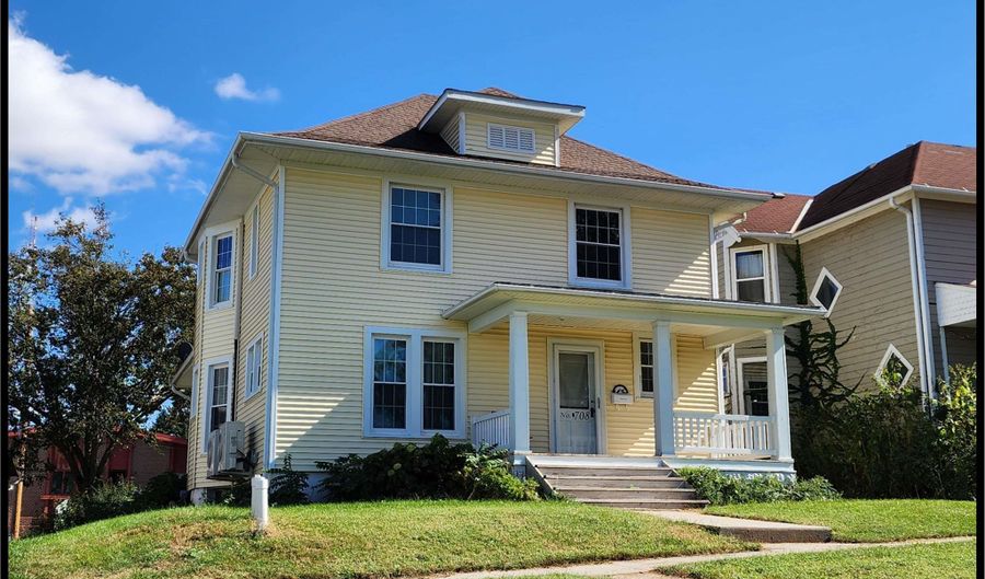 708 Locust St, Atlantic, IA 50022 - 4 Beds, 2 Bath