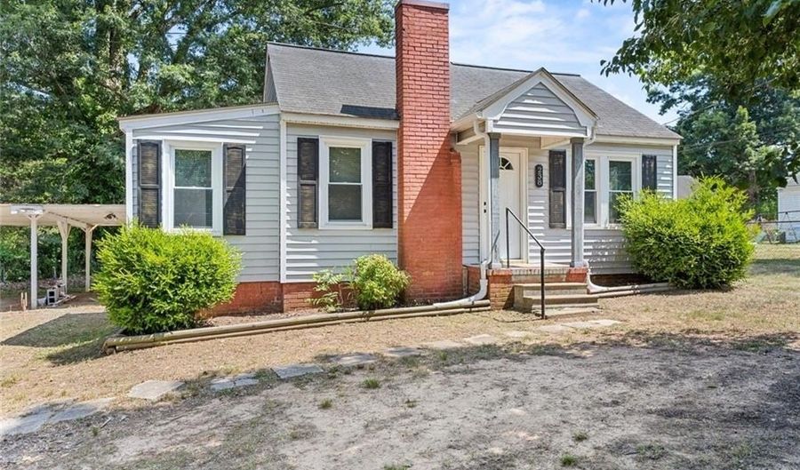 238 Underwood St, Asheboro, NC 27203 - 2 Beds, 1 Bath