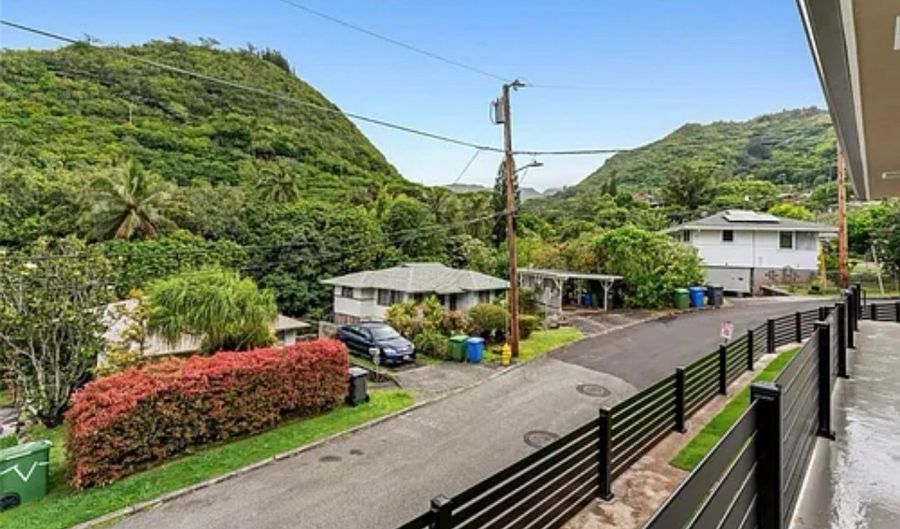 2345 Kipona Pl, Honolulu, HI 96816 - 2 Beds, 1 Bath