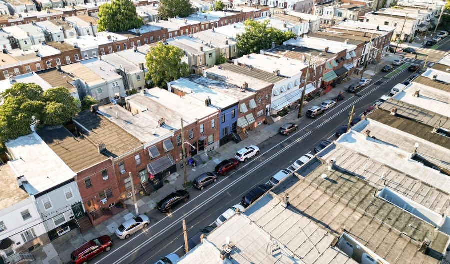 2028 S 22ND St, Philadelphia, PA 19145 - 3 Beds, 2 Bath