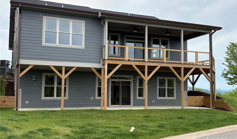 175 Waightstill Dr, Arden, NC 28704 - 4 Beds, 3 Bath