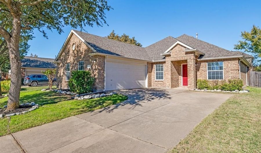 1551 Cedar Springs Dr, Allen, TX 75002 - 3 Beds, 2 Bath