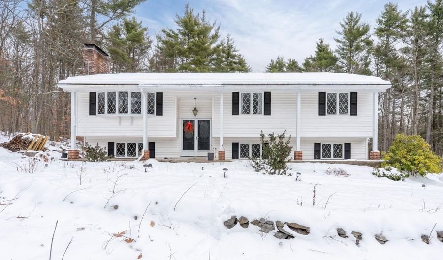 27 S Bow Rd, Bow, NH 03304 - 3 Beds, 2 Bath