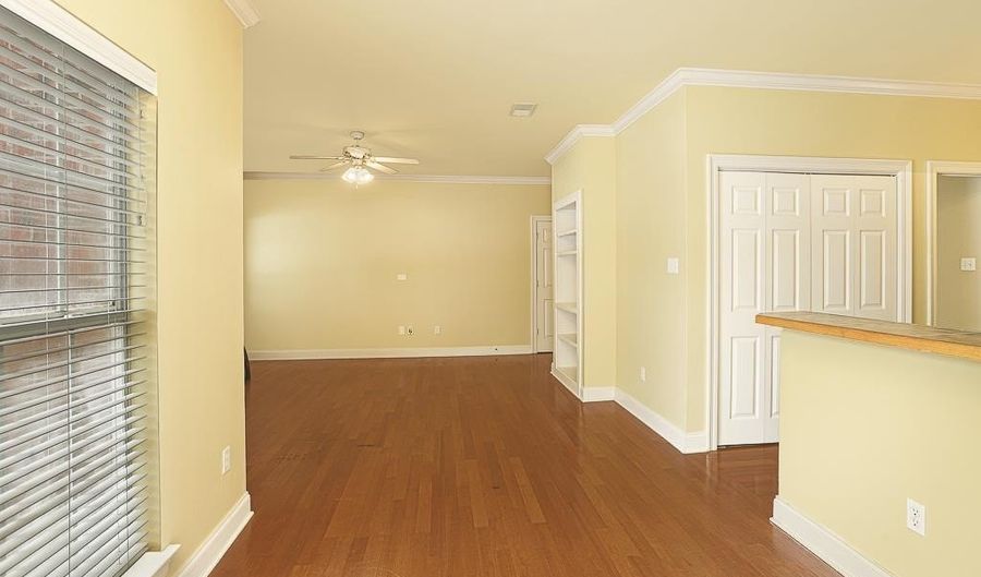 4625 Burbank Dr #301, Baton Rouge, LA 70820 - 2 Beds, 2 Bath
