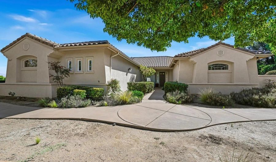 2167 Collomia Ct, Alpine, CA 91901 - 3 Beds, 3 Bath