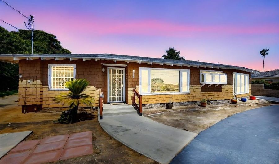 3958 Skyline Rd, Carlsbad, CA 92008 - 3 Beds, 2 Bath