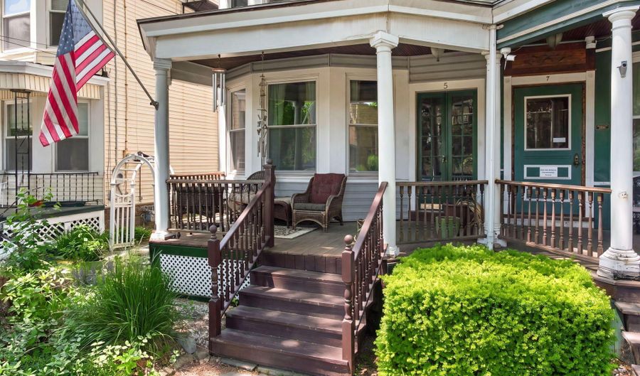 5 N Main Ave, Albany, NY 12203 - 4 Beds, 2 Bath