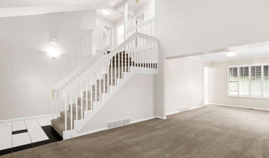 718 E 200 S, Bountiful, UT 84010 - 4 Beds, 4 Bath